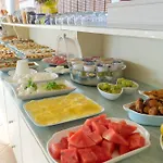 Masseria Un Posto Al Sole Alojamento de Acomodação e Pequeno-almoço 4*