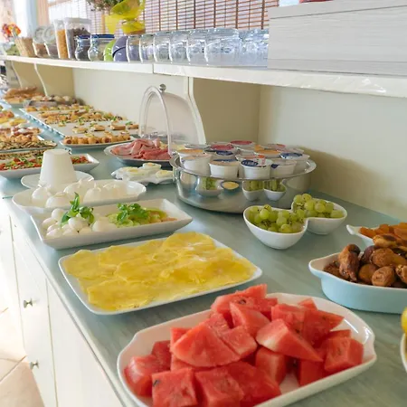 Masseria Un Posto Al Sole Bed & Breakfast 4*