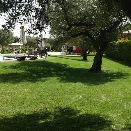 Bed & Breakfast Masseria Un Posto Al Sole *