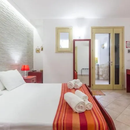 Masseria Un Posto Al Sole Bed and Breakfast