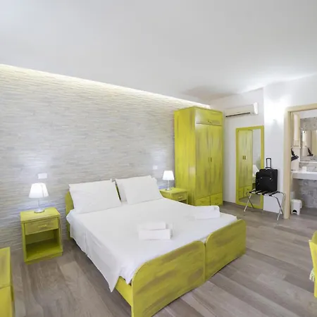Bed & Breakfast Masseria Un Posto Al Sole *